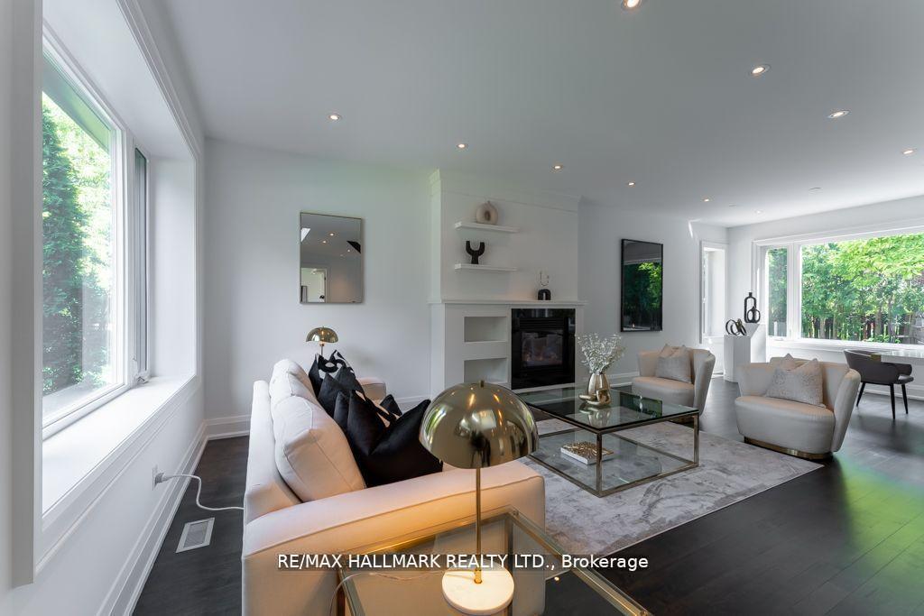 Photo 6 of 17 Hammok Crescent, Markham, Bayview Glen — HOMEH