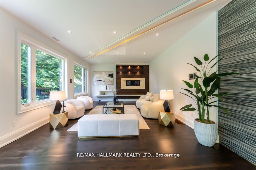 Photo 9 of 17 Hammok Crescent, Markham, Bayview Glen — HOMEH