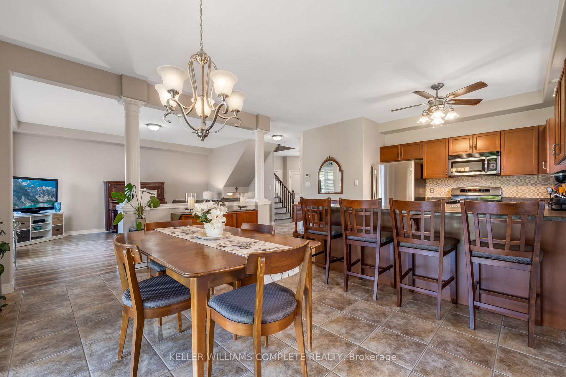 Photo 9 of 72 Windwood Drive, Hamilton, Binbrook — HOMEH