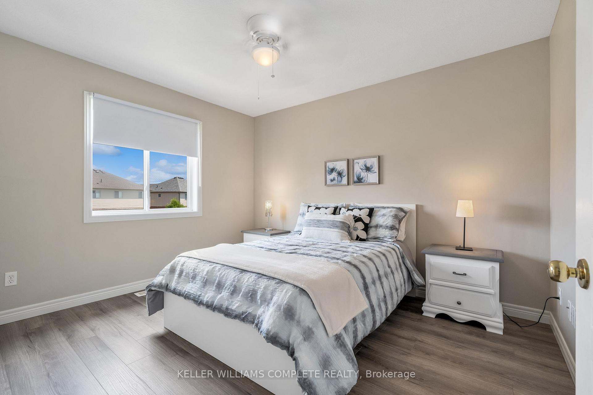 Photo 8 of 72 Windwood Drive, Hamilton, Binbrook — HOMEH