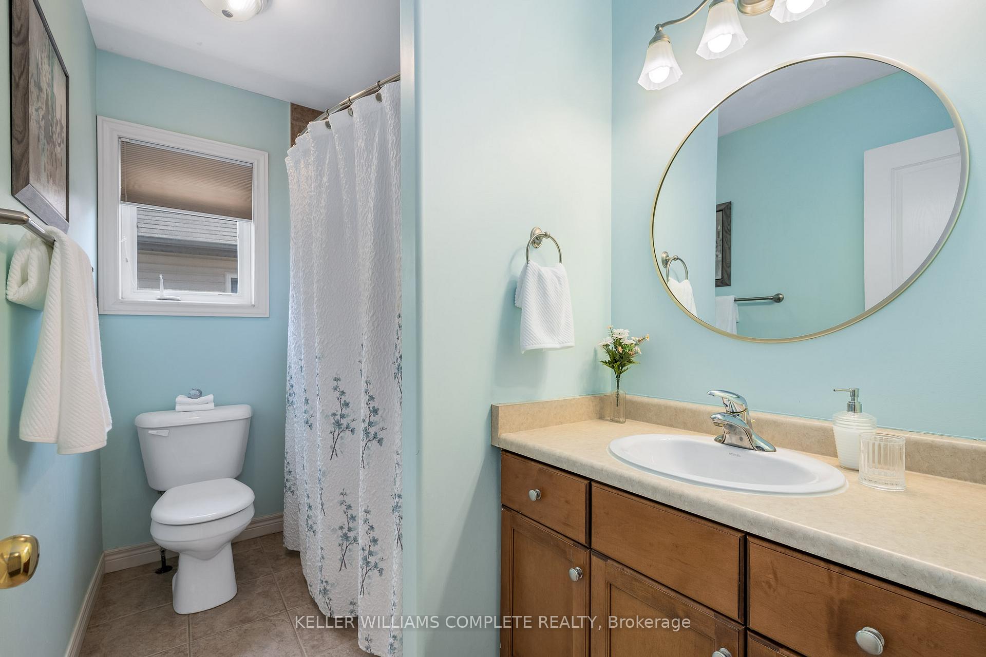 Photo 19 of 72 Windwood Drive, Hamilton, Binbrook — HOMEH
