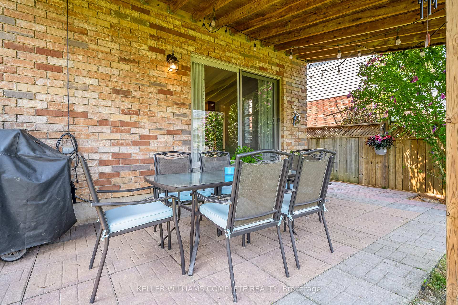 Photo 34 of 72 Windwood Drive, Hamilton, Binbrook — HOMEH