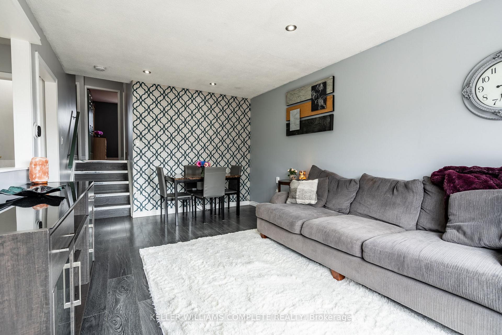 Photo 11 of 47 Locheed Drive, Hamilton, Lisgar — HOMEH