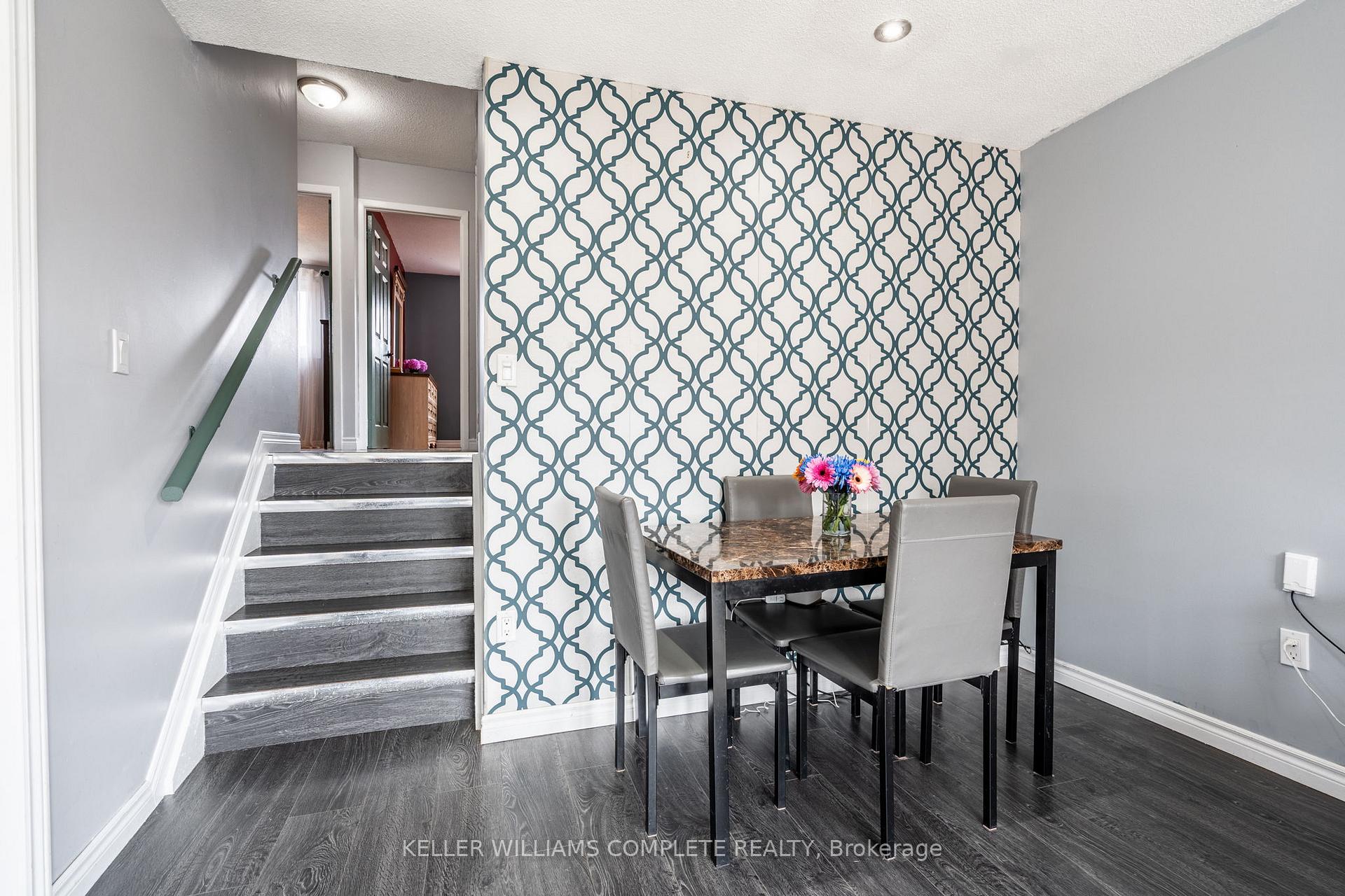 Photo 13 of 47 Locheed Drive, Hamilton, Lisgar — HOMEH