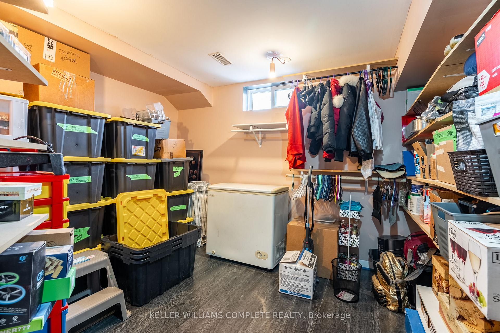 Photo 16 of 47 Locheed Drive, Hamilton, Lisgar — HOMEH