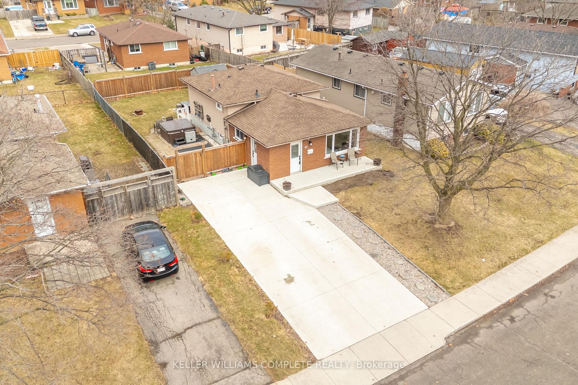 Photo 47 of 47 Locheed Drive, Hamilton, Lisgar — HOMEH