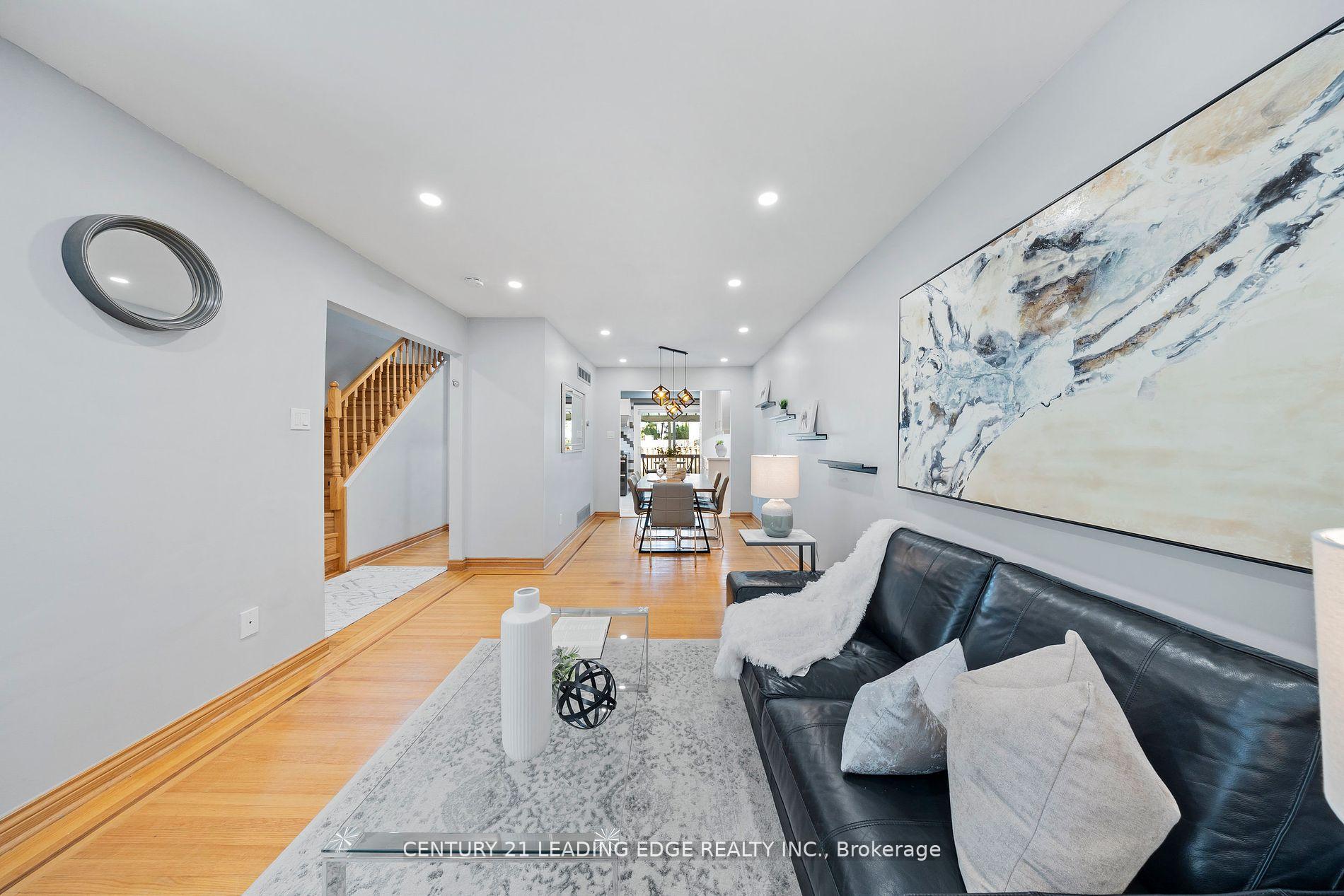Photo 15 of 47 Peachtree Place, Vaughan, Glen Shields — HOMEH