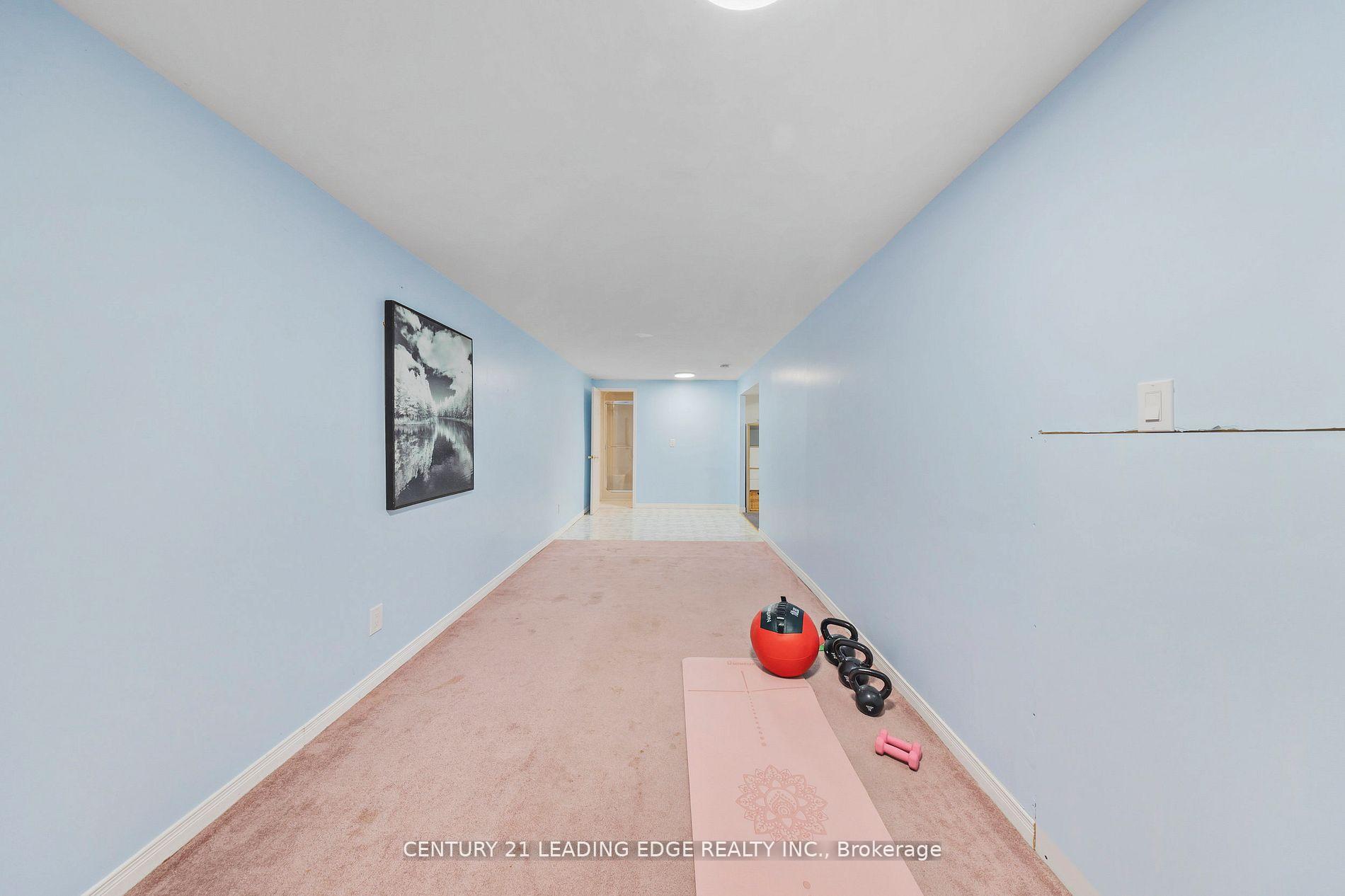 Photo 26 of 47 Peachtree Place, Vaughan, Glen Shields — HOMEH