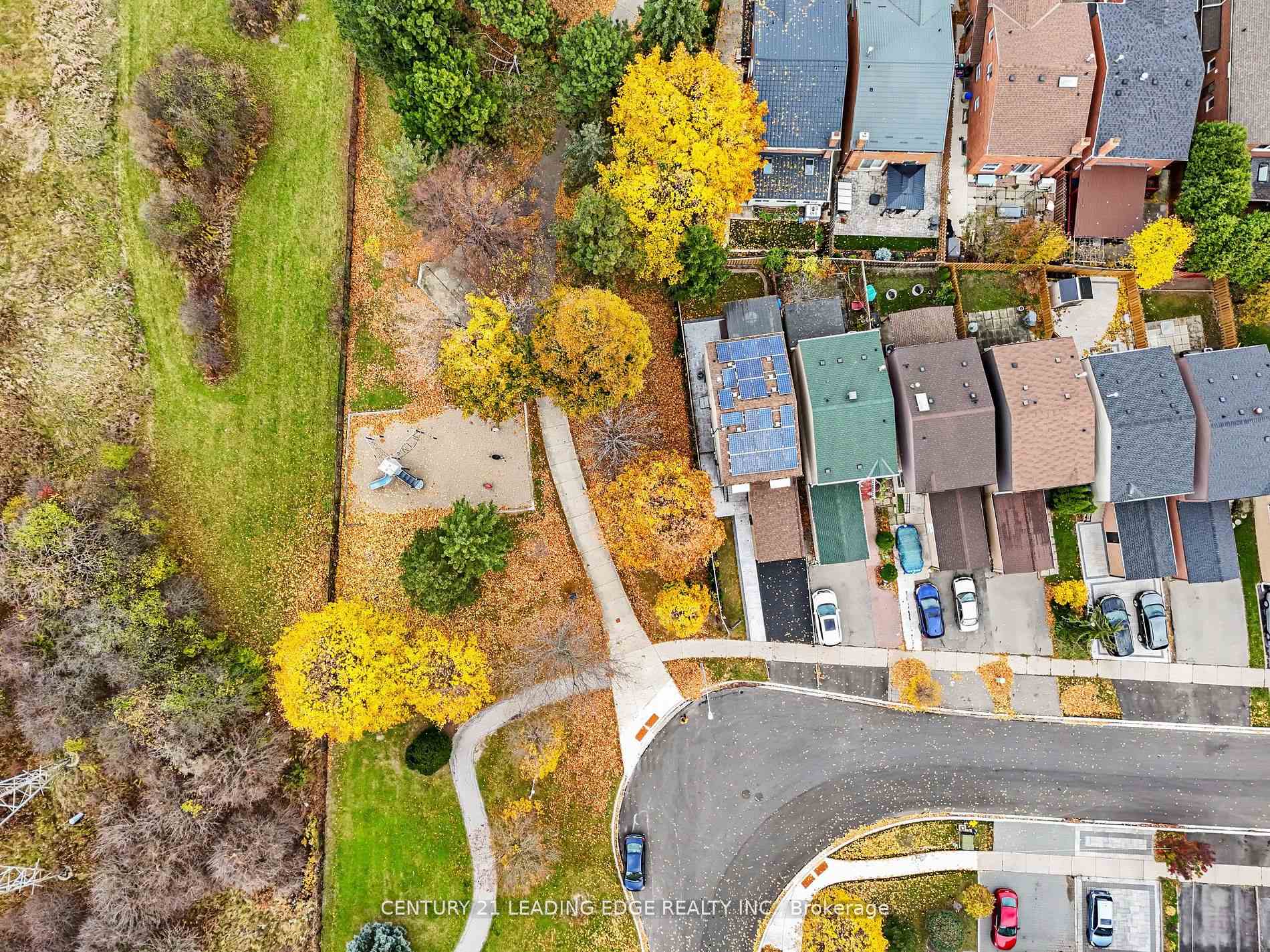 Photo 35 of 47 Peachtree Place, Vaughan, Glen Shields — HOMEH