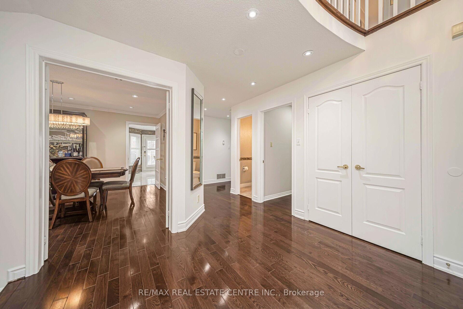 Photo 15 of 63 Leeward Drive, Brampton, Westgate — HOMEH