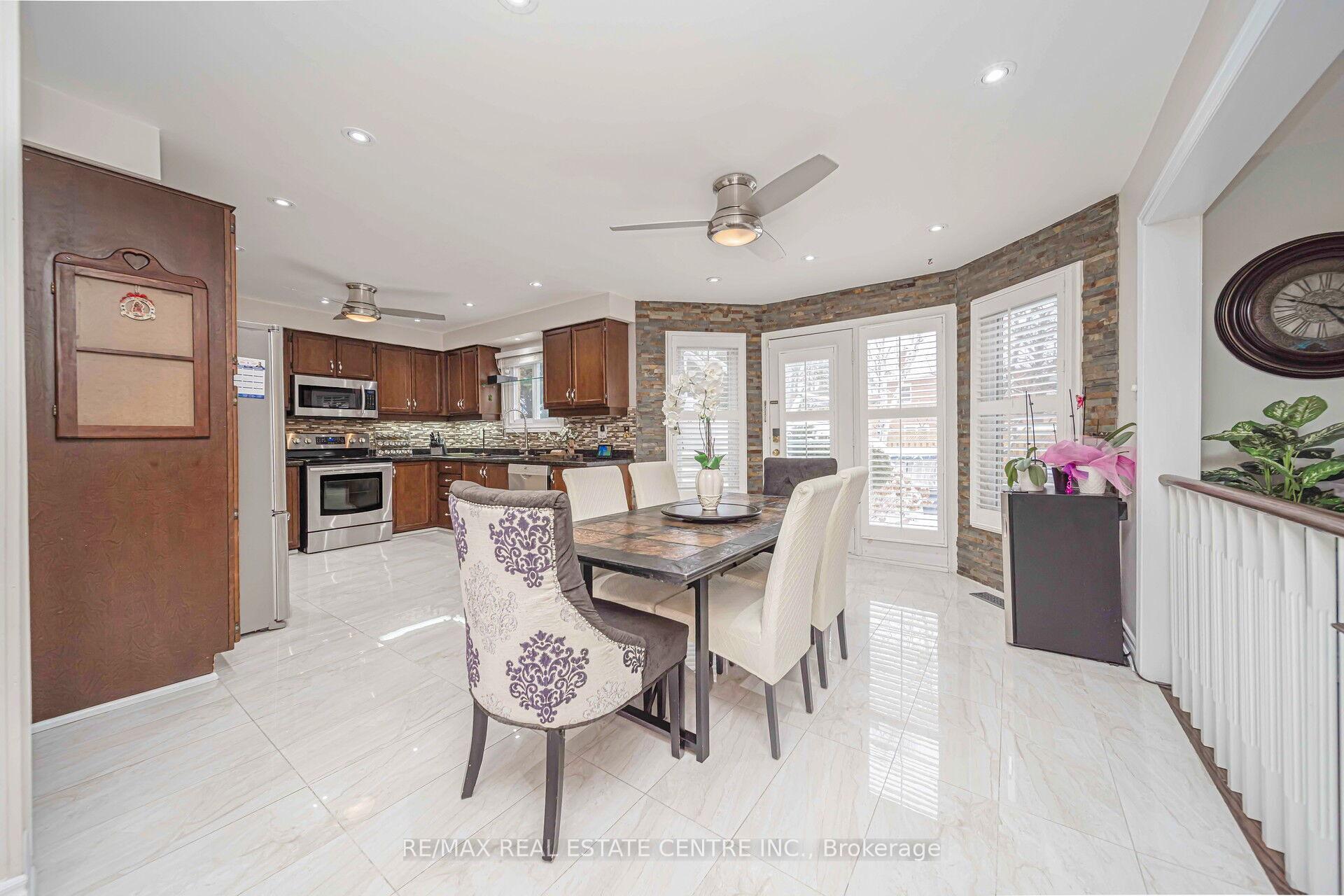 Photo 8 of 63 Leeward Drive, Brampton, Westgate — HOMEH
