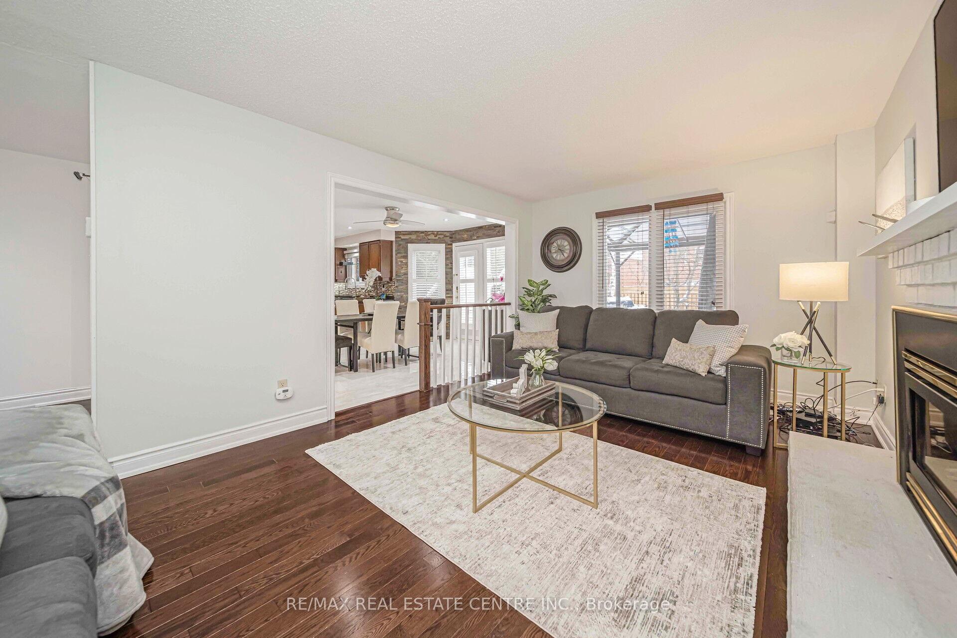 Photo 31 of 63 Leeward Drive, Brampton, Westgate — HOMEH