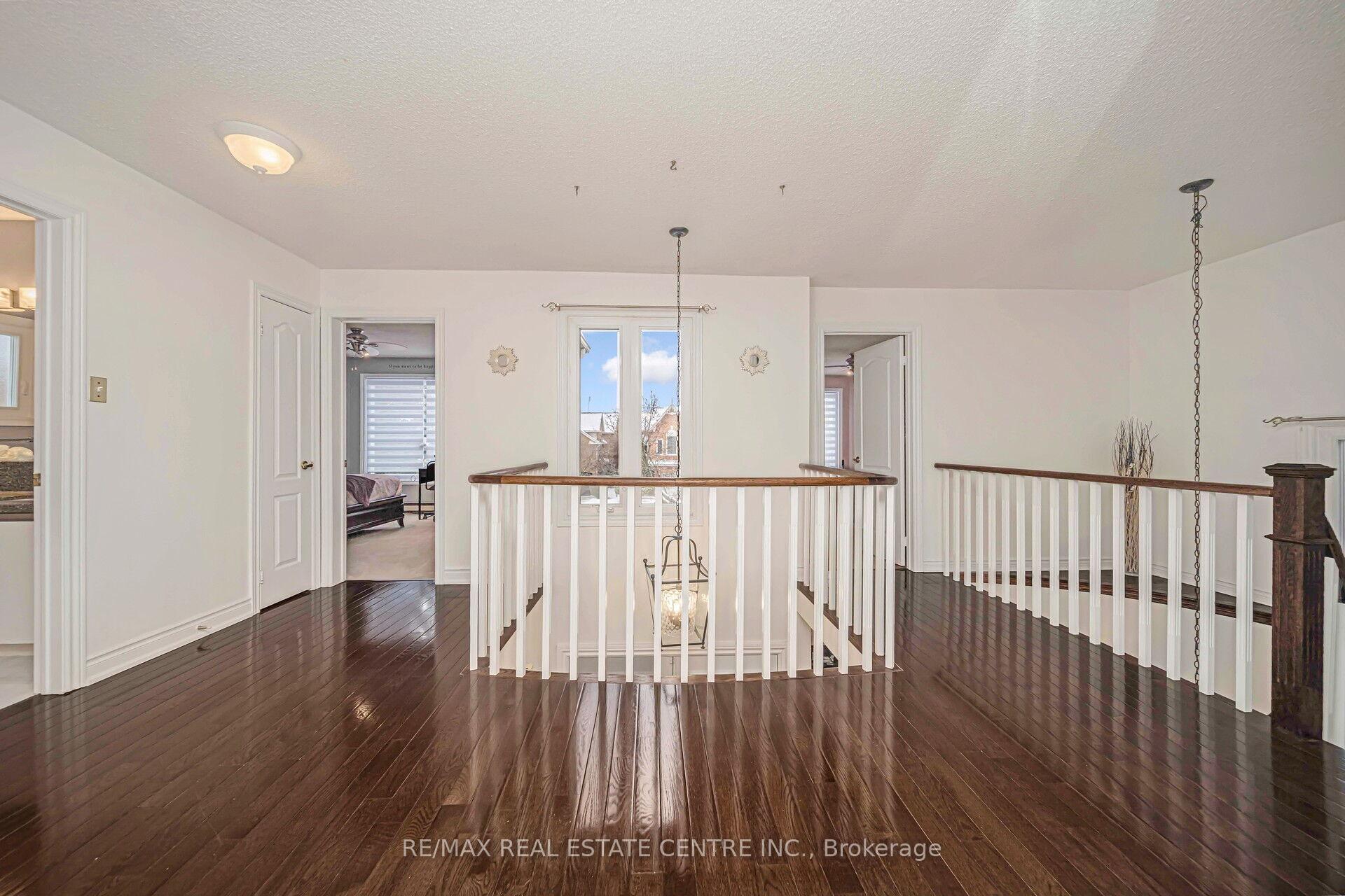 Photo 49 of 63 Leeward Drive, Brampton, Westgate — HOMEH