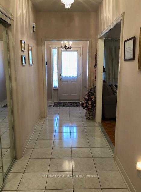 Photo 9 of 31 Coalbrook Court, Vaughan, East Woodbridge — HOMEH