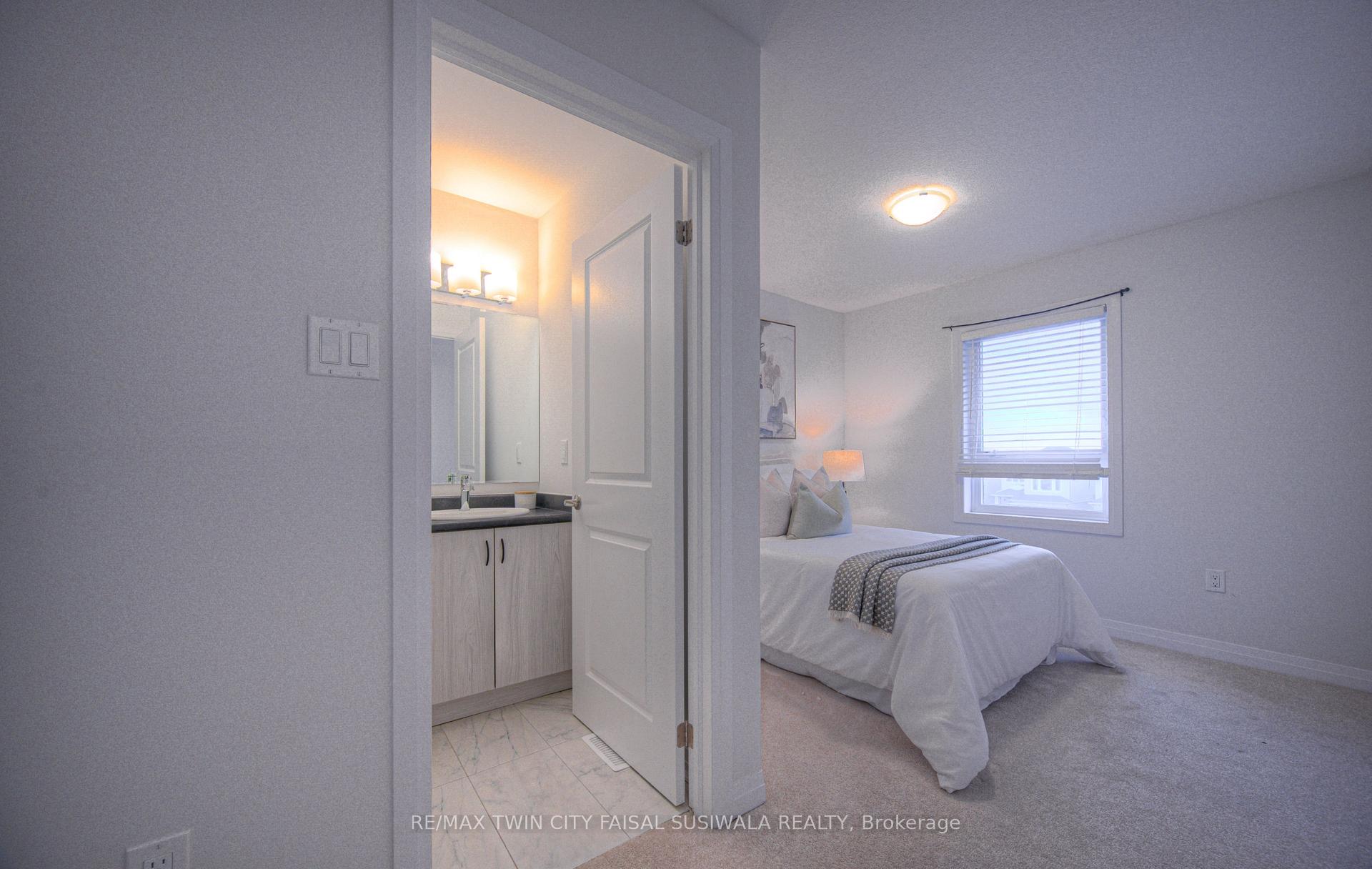 Photo 22 of Unit 32, 51 Sparrow Avenue, Cambridge — HOMEH