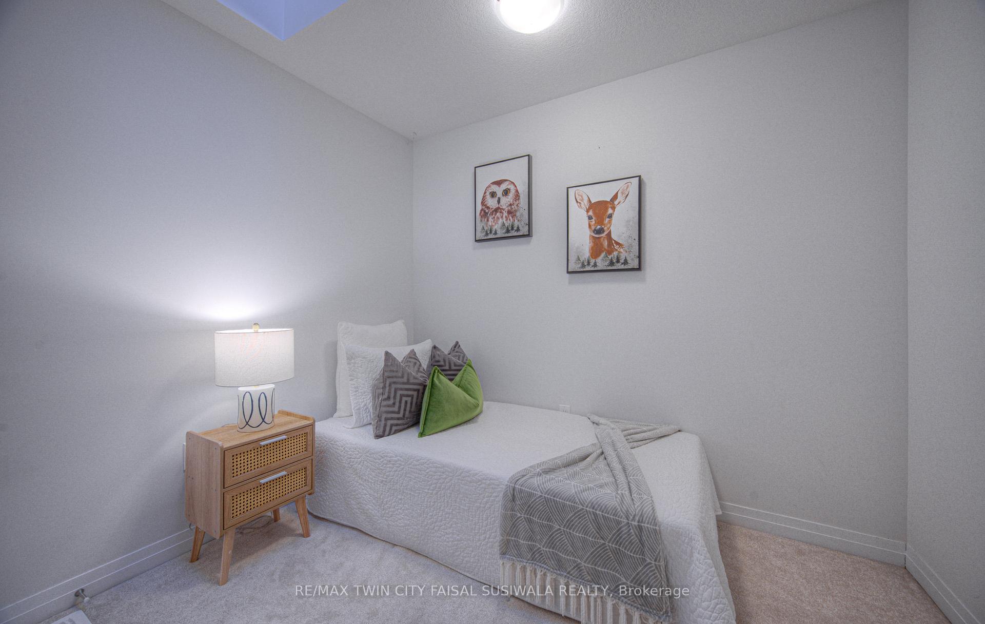 Photo 11 of Unit 32, 51 Sparrow Avenue, Cambridge — HOMEH