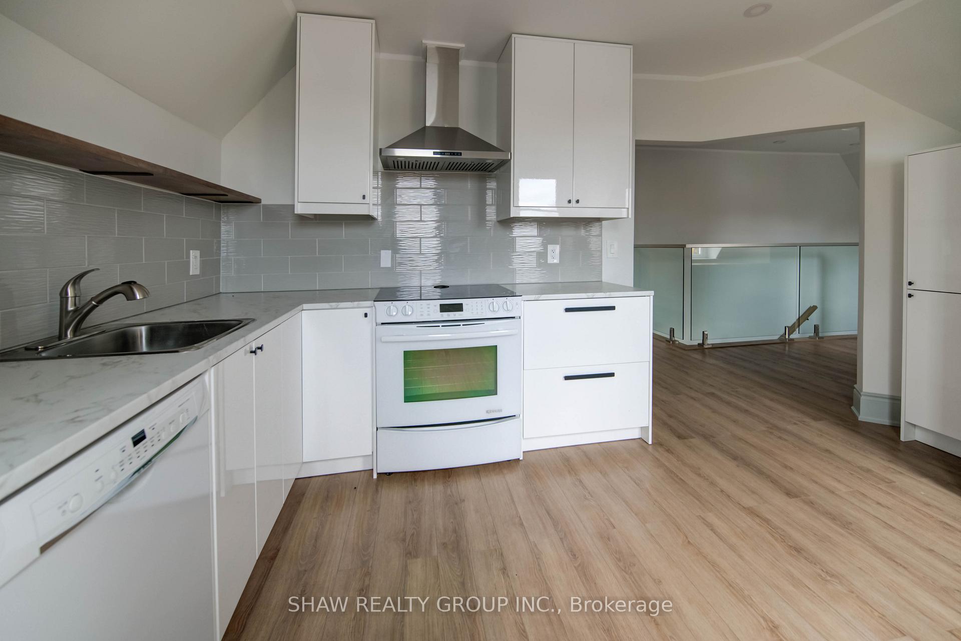 Photo 9 of Unit D, 706 Queenston Road, Cambridge — HOMEH