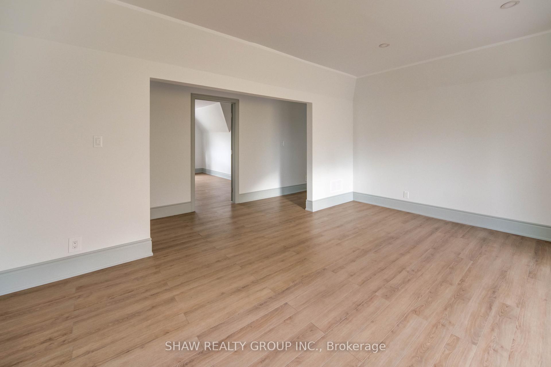 Photo 12 of Unit D, 706 Queenston Road, Cambridge — HOMEH