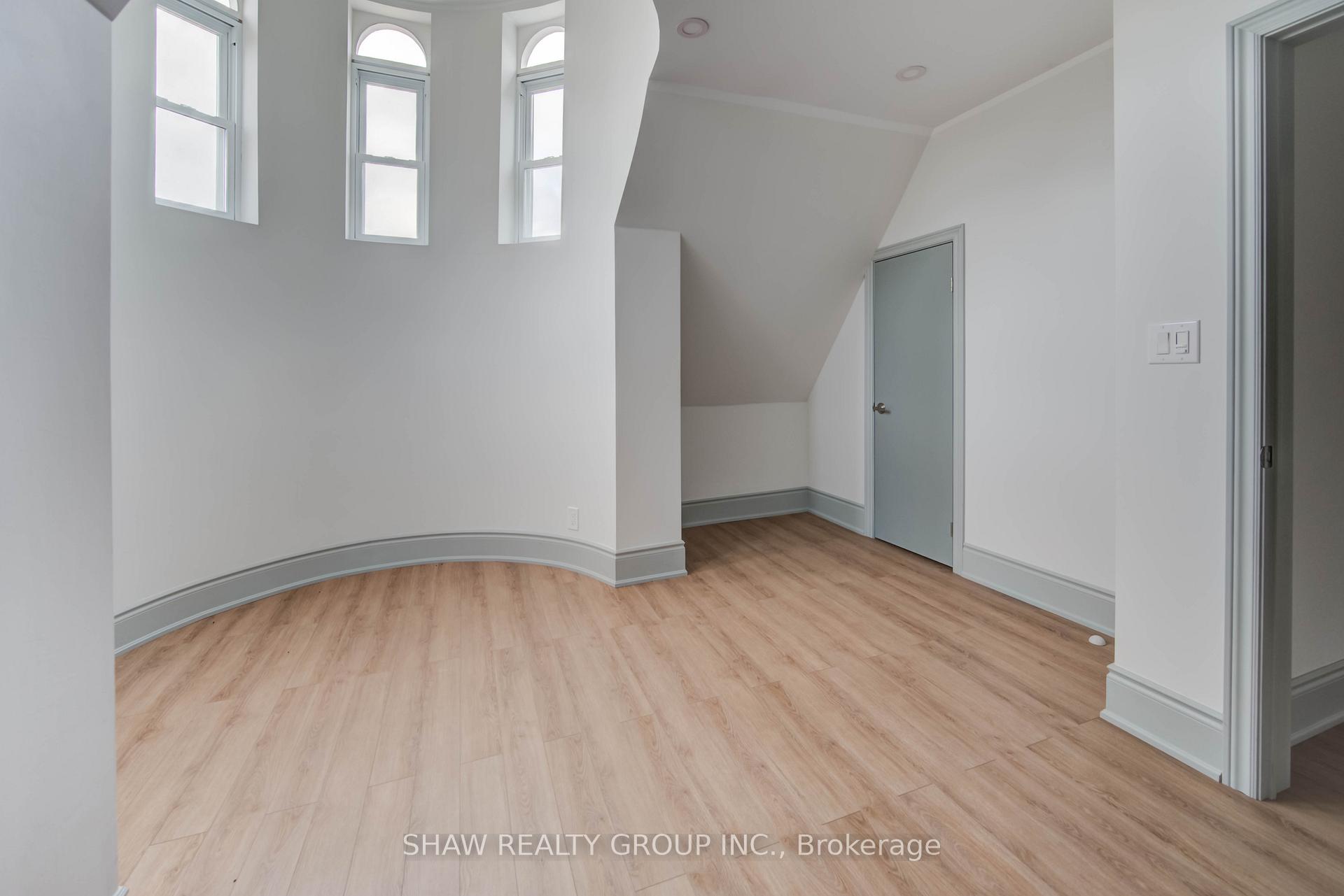 Photo 21 of Unit D, 706 Queenston Road, Cambridge — HOMEH