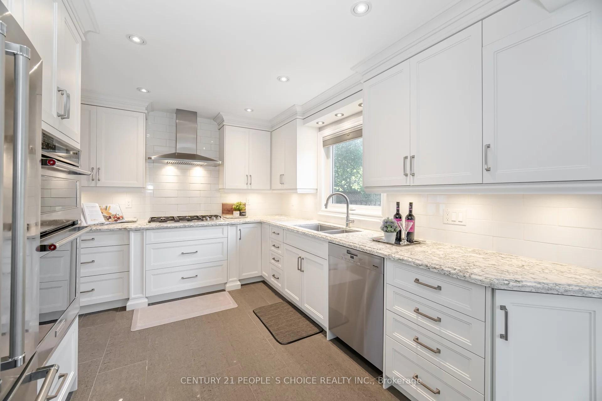 Photo 6 of 16 Kennett Drive, Whitby, Lynde Creek — HOMEH