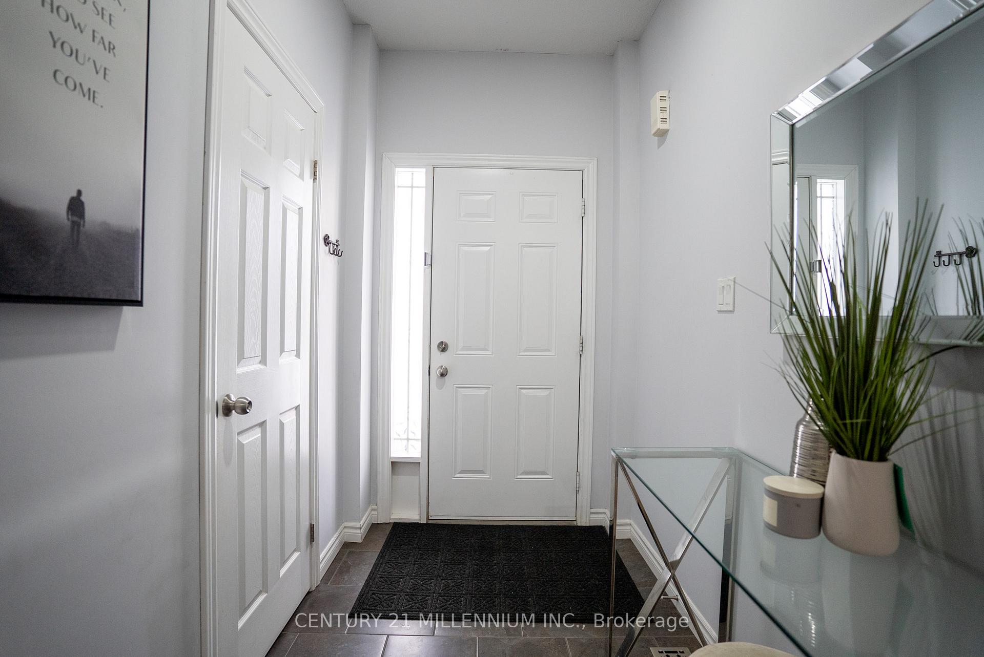 Photo 3 of Unit 62, 9 Hampton Brook Way, Hamilton, Mount Hope — HOMEH