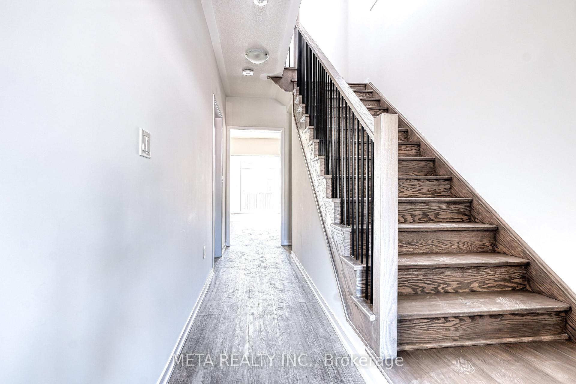 Photo 5 of 2092 Cayenne Street N, Oshawa, Windfields — HOMEH