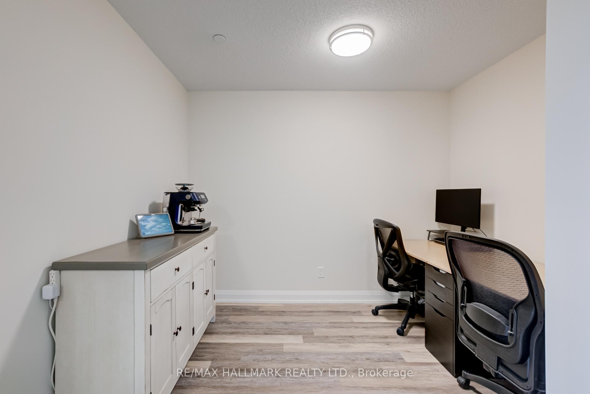 Photo 10 of Unit 726, 25 Water Walk Drive, Markham, Unionville — HOMEH