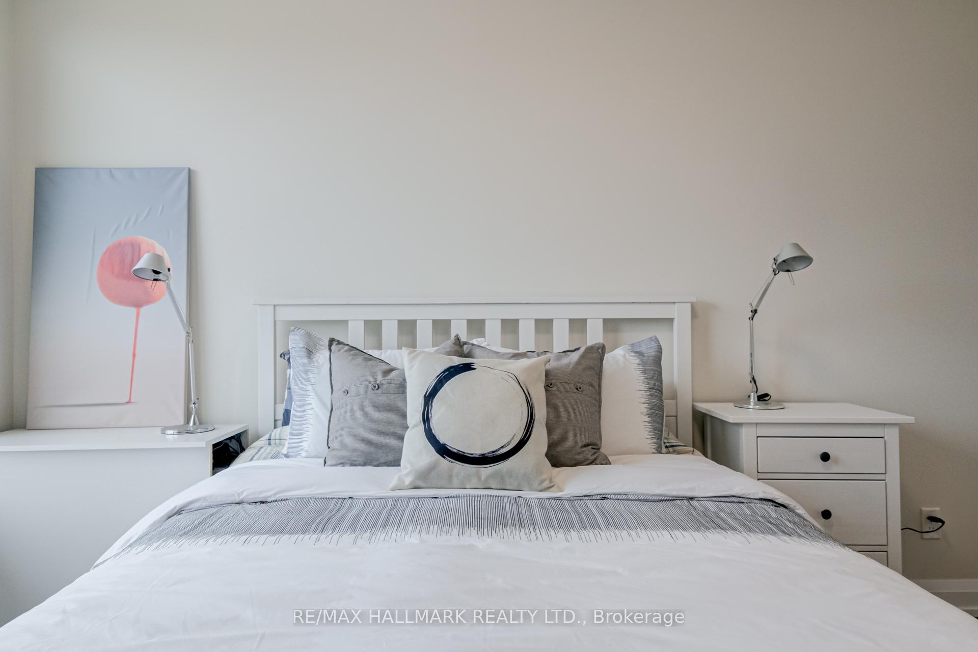 Photo 7 of Unit 726, 25 Water Walk Drive, Markham, Unionville — HOMEH