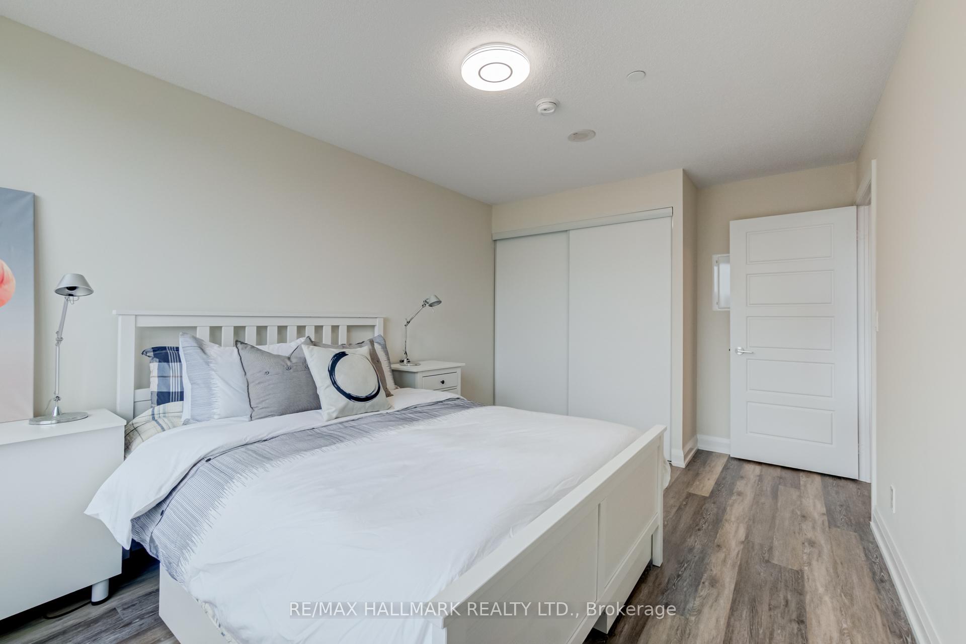Photo 17 of Unit 726, 25 Water Walk Drive, Markham, Unionville — HOMEH