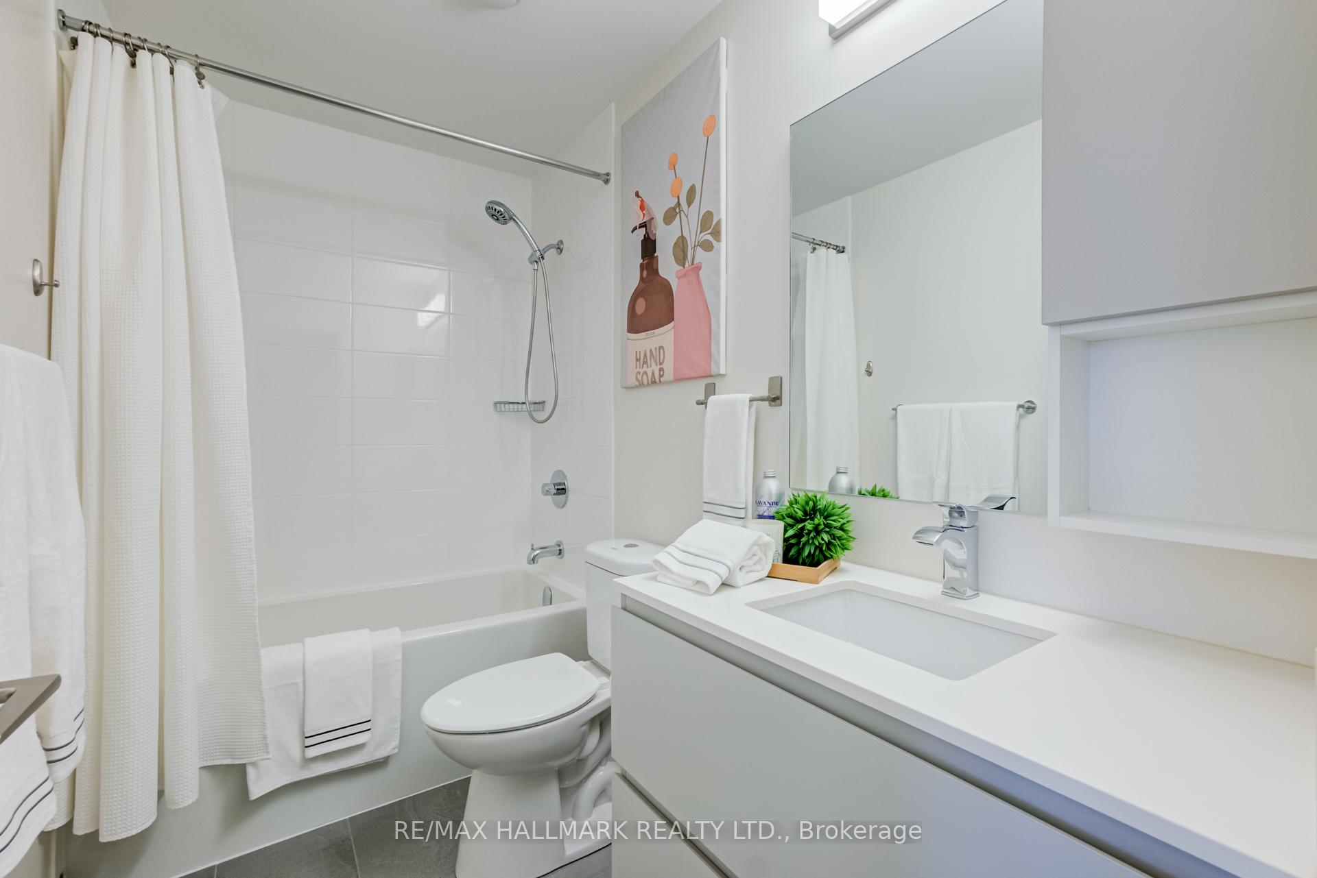 Photo 16 of Unit 726, 25 Water Walk Drive, Markham, Unionville — HOMEH
