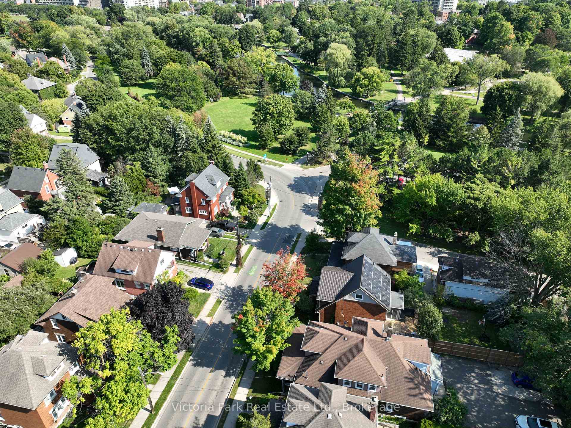 Photo 35 of 34 Park Street, Kitchener — HOMEH