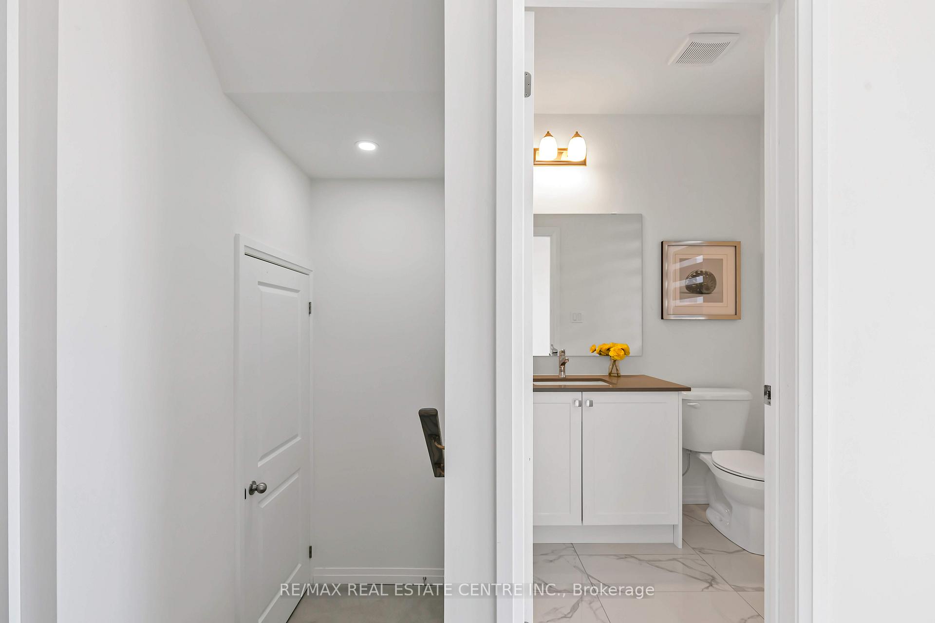 Photo 3 of 28 Klein Way, Whitby, Taunton North — HOMEH