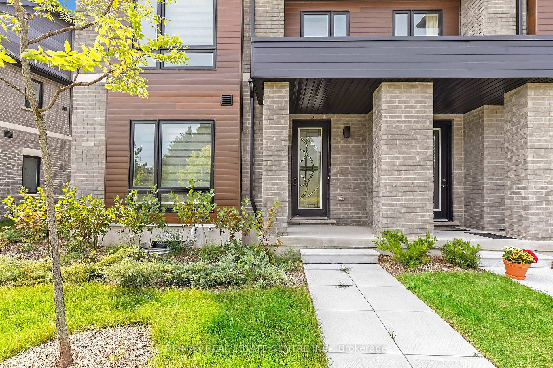 Photo 29 of 28 Klein Way, Whitby, Taunton North — HOMEH