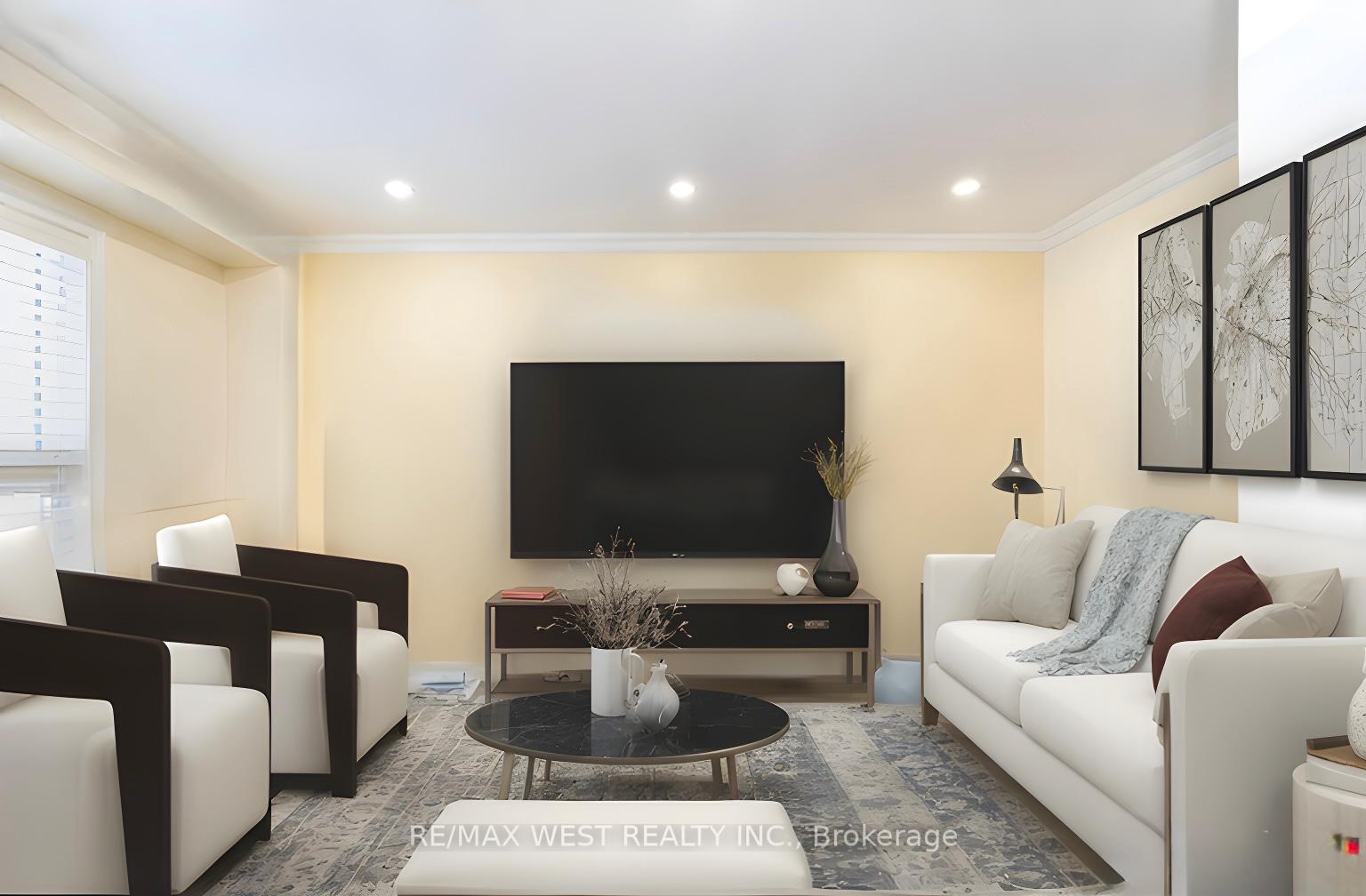 Photo 2 of 83 Ridgemore Crescent, Brampton, Fletcher's Meadow — HOMEH