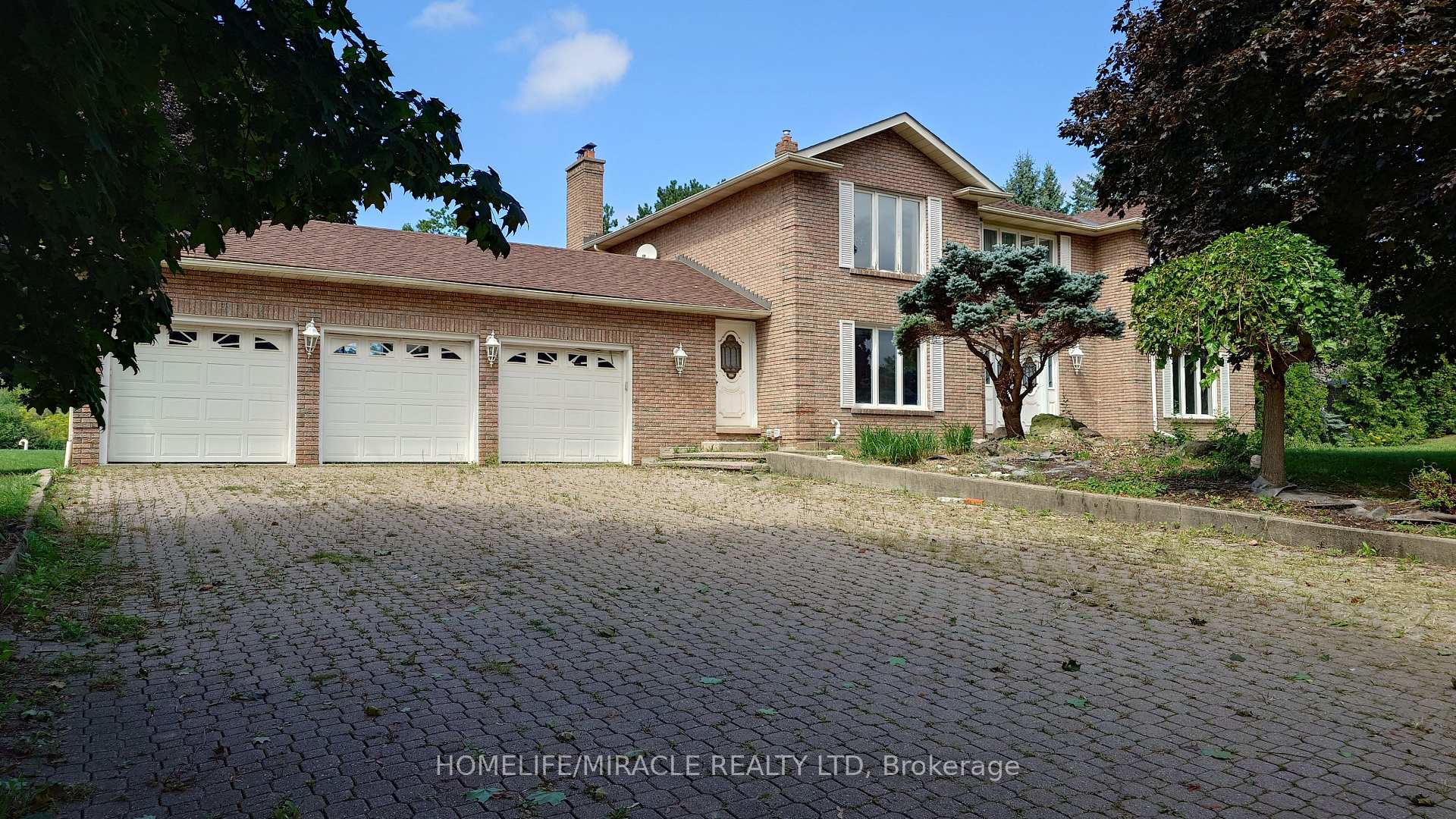 Photo 1 of 12 Ostrander Boulevard, Brampton, Huttonville — HOMEH