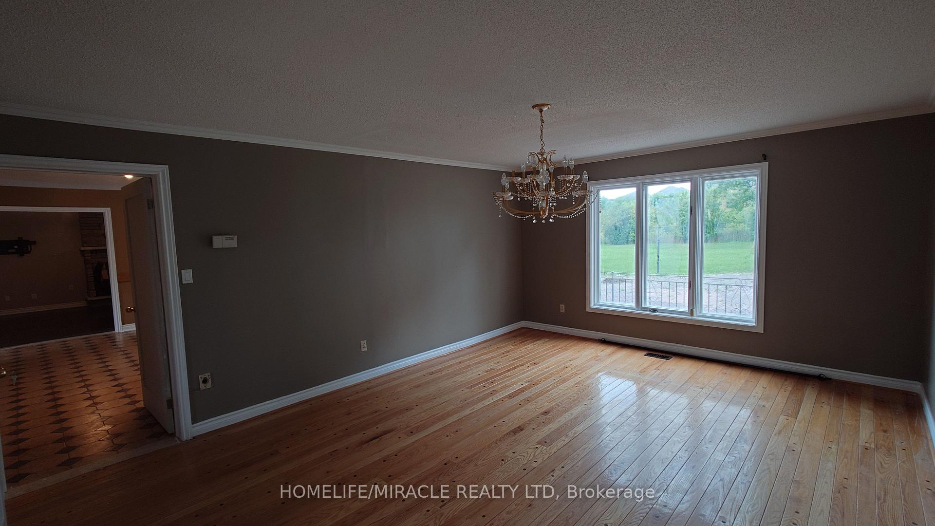 Photo 18 of 12 Ostrander Boulevard, Brampton, Huttonville — HOMEH