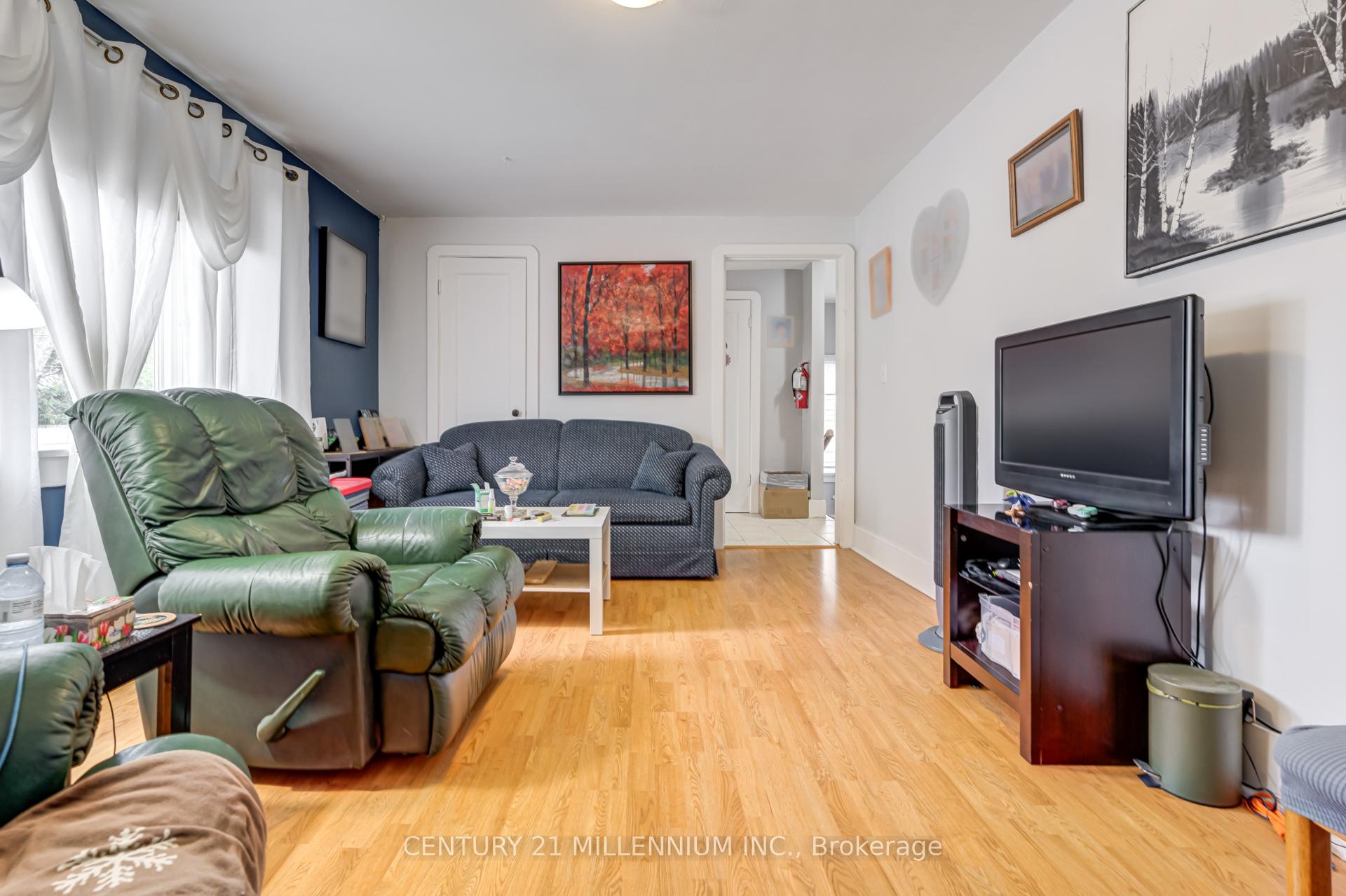 Photo 9 of 133 Mill Street, Brampton, Downtown Brampton — HOMEH
