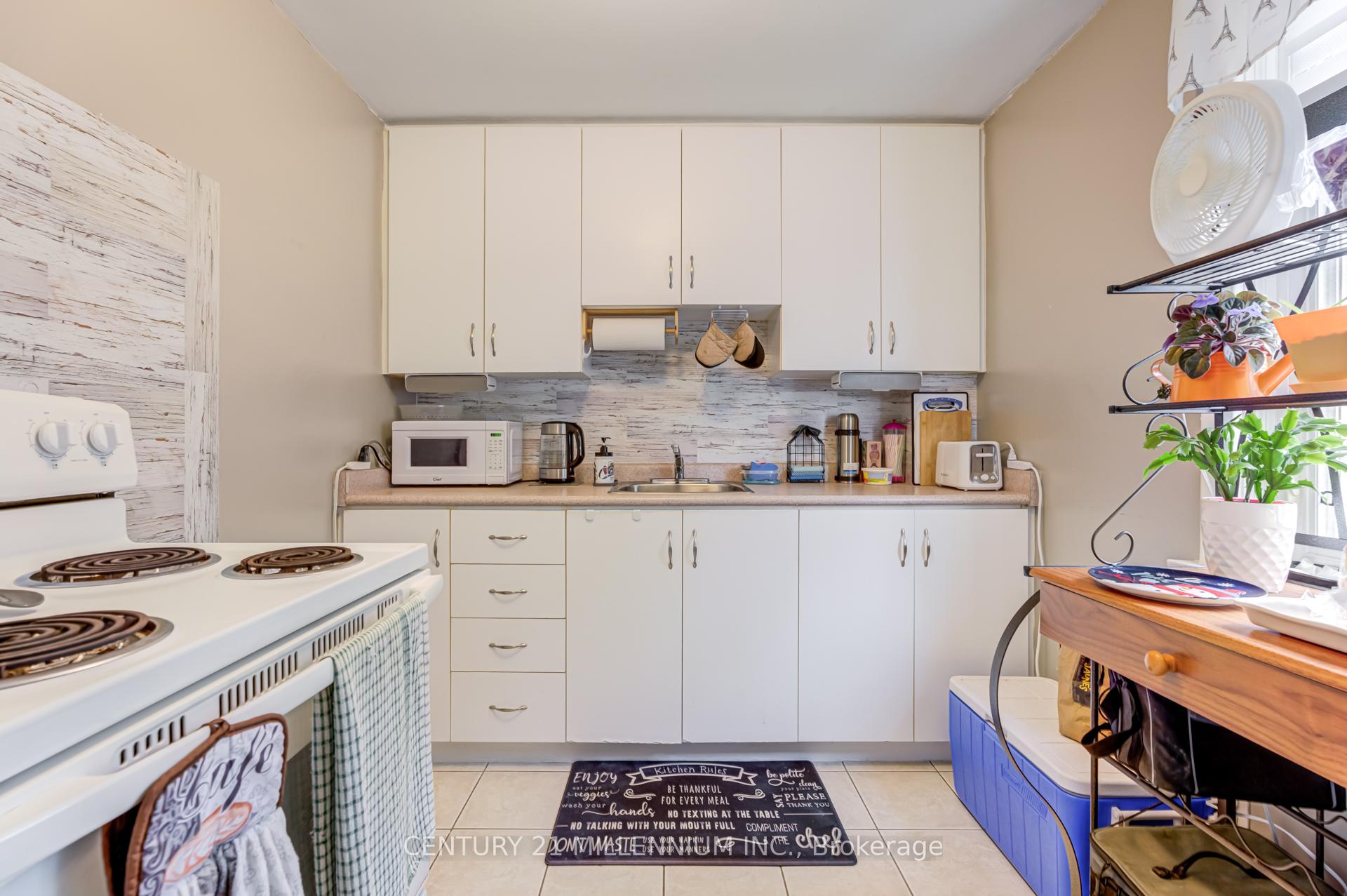 Photo 7 of 133 Mill Street, Brampton, Downtown Brampton — HOMEH