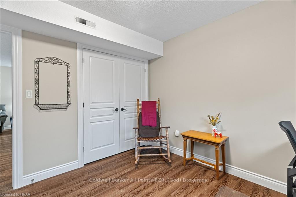Photo 17 of 251 Gibbons Street, Goderich, Goderich (Town) — HOMEH
