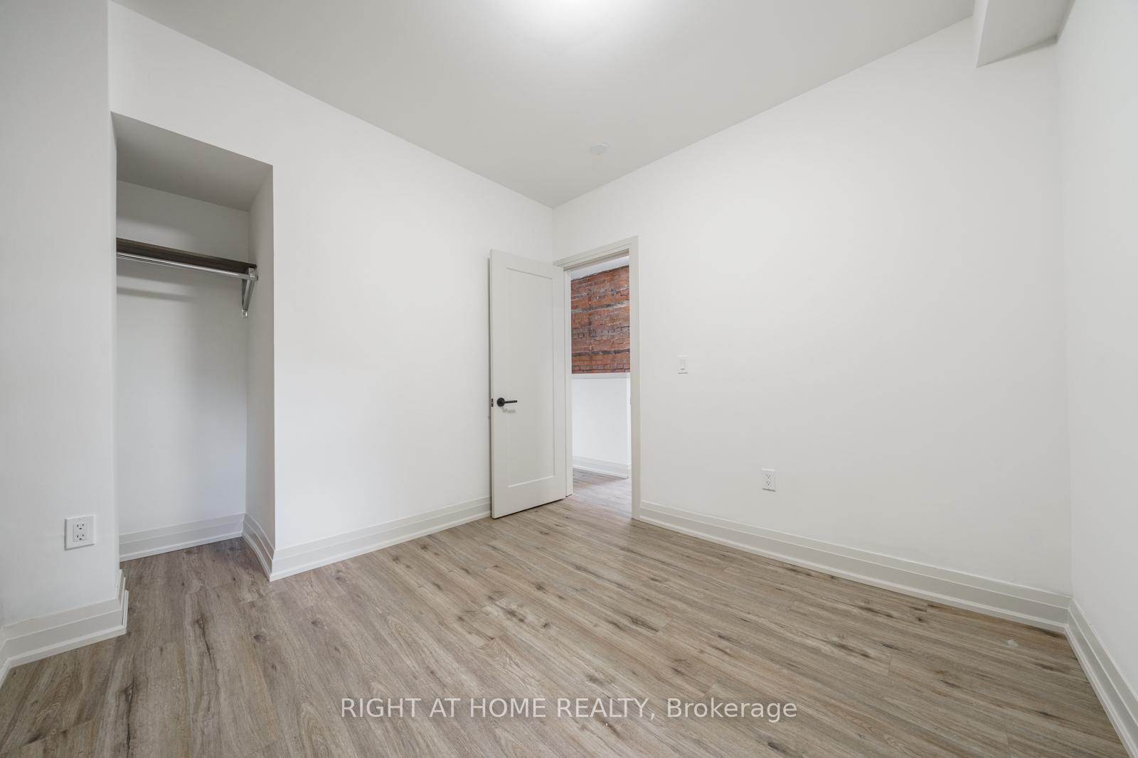 Photo 32 of 105 Aikman Avenue, Hamilton, Gibson — HOMEH