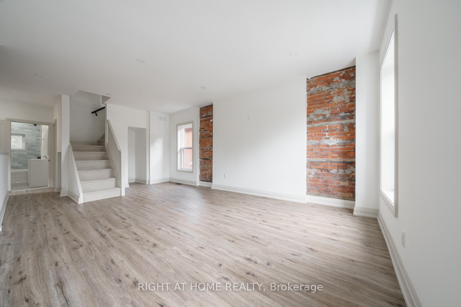 Photo 10 of 105 Aikman Avenue, Hamilton, Gibson — HOMEH
