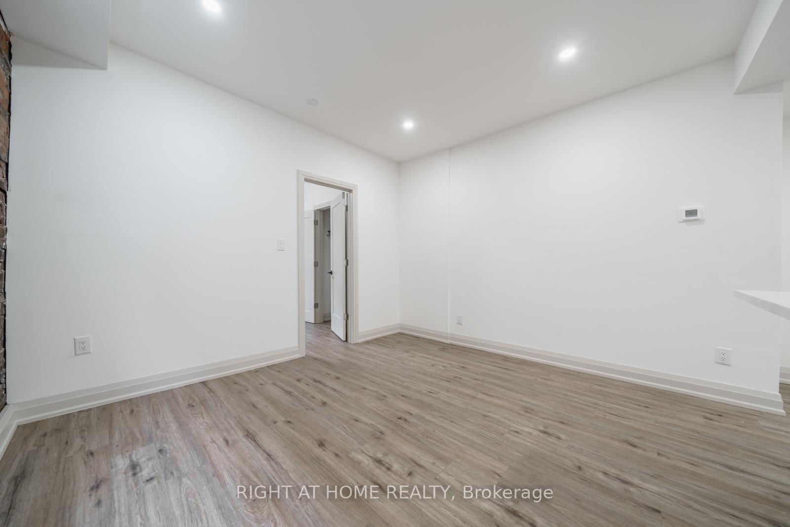 Photo 8 of 105 Aikman Avenue, Hamilton, Gibson — HOMEH
