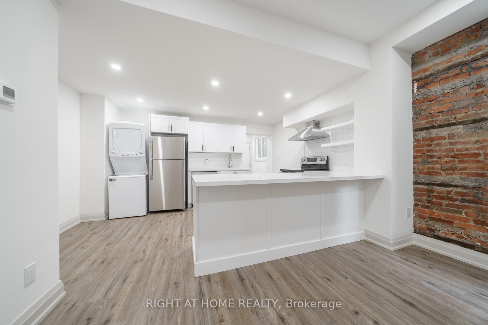 Photo 18 of 105 Aikman Avenue, Hamilton, Gibson — HOMEH