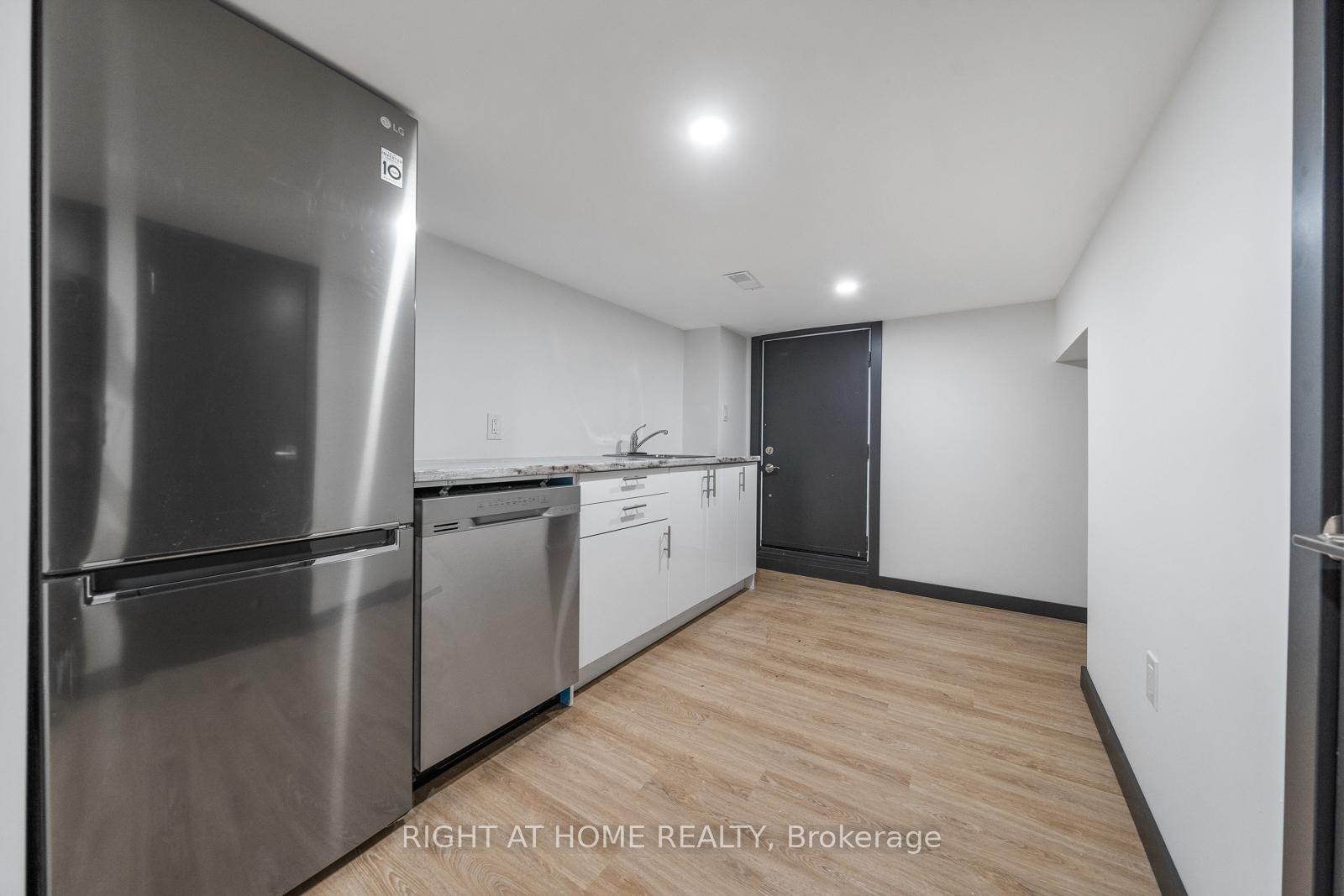 Photo 26 of 105 Aikman Avenue, Hamilton, Gibson — HOMEH