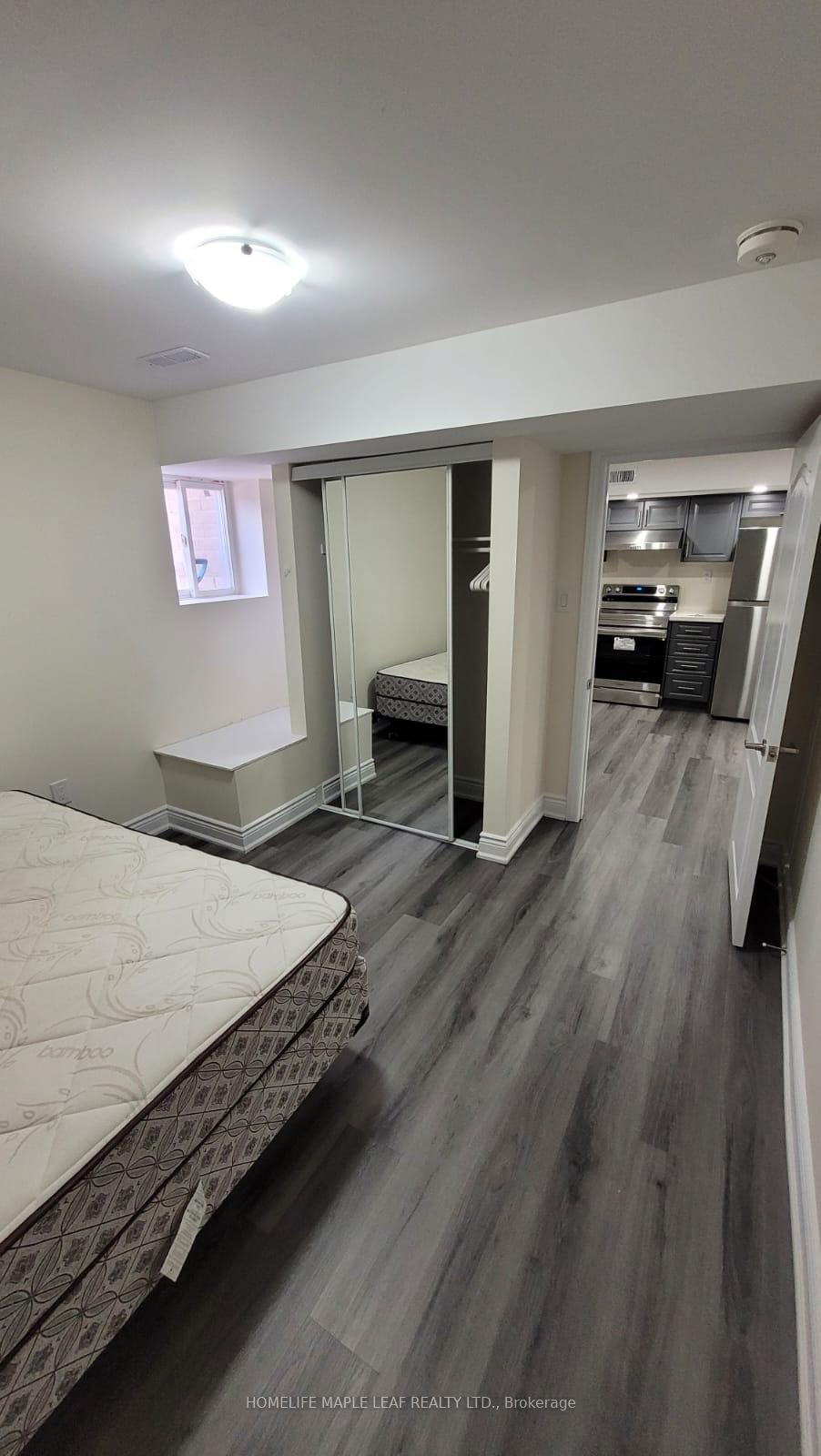 Photo 3 of 30 Fort Williams Drive, Brampton, Credit Valley — HOMEH