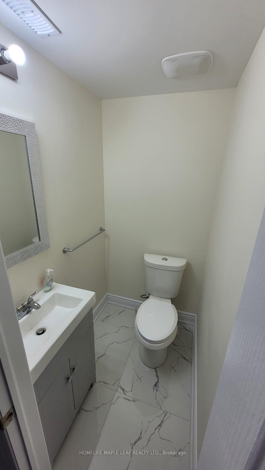 Photo 4 of 30 Fort Williams Drive, Brampton, Credit Valley — HOMEH