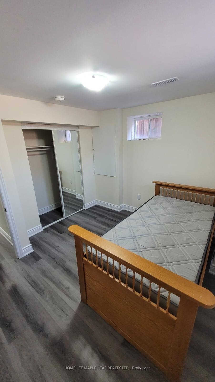 Photo 5 of 30 Fort Williams Drive, Brampton, Credit Valley — HOMEH