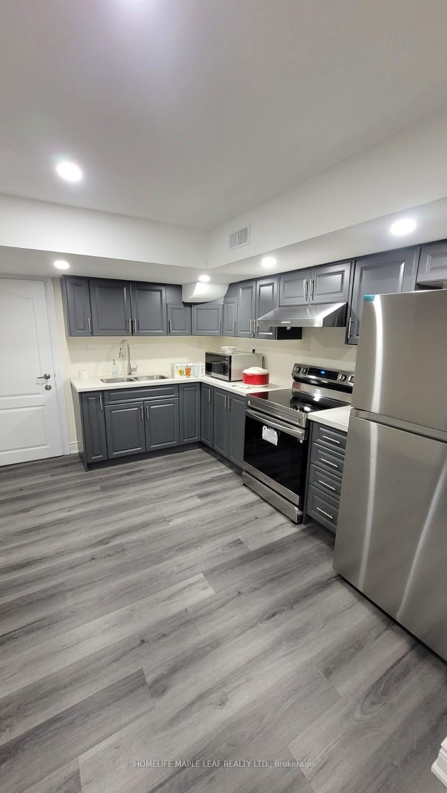 Photo 10 of 30 Fort Williams Drive, Brampton, Credit Valley — HOMEH