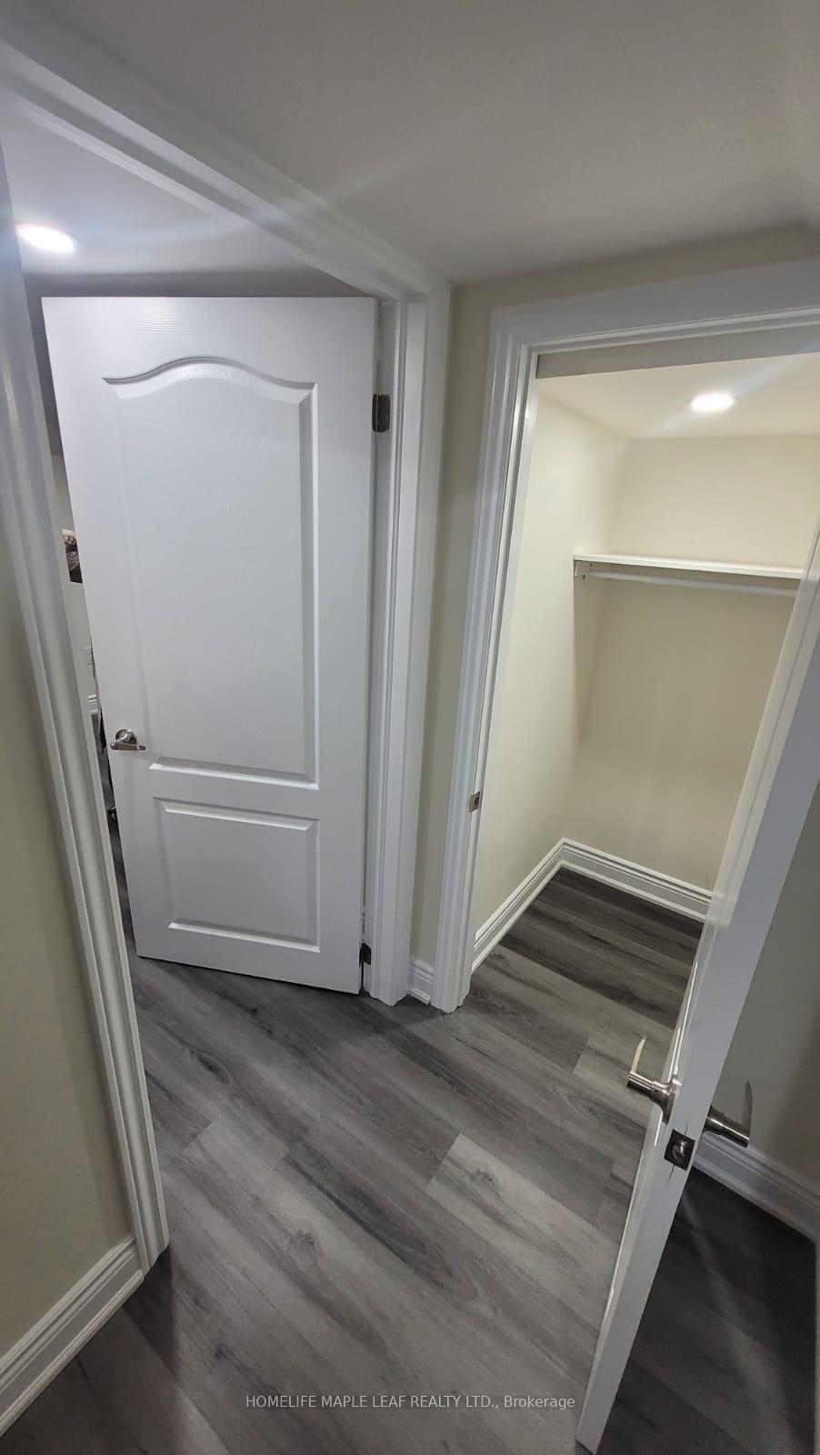 Photo 7 of 30 Fort Williams Drive, Brampton, Credit Valley — HOMEH