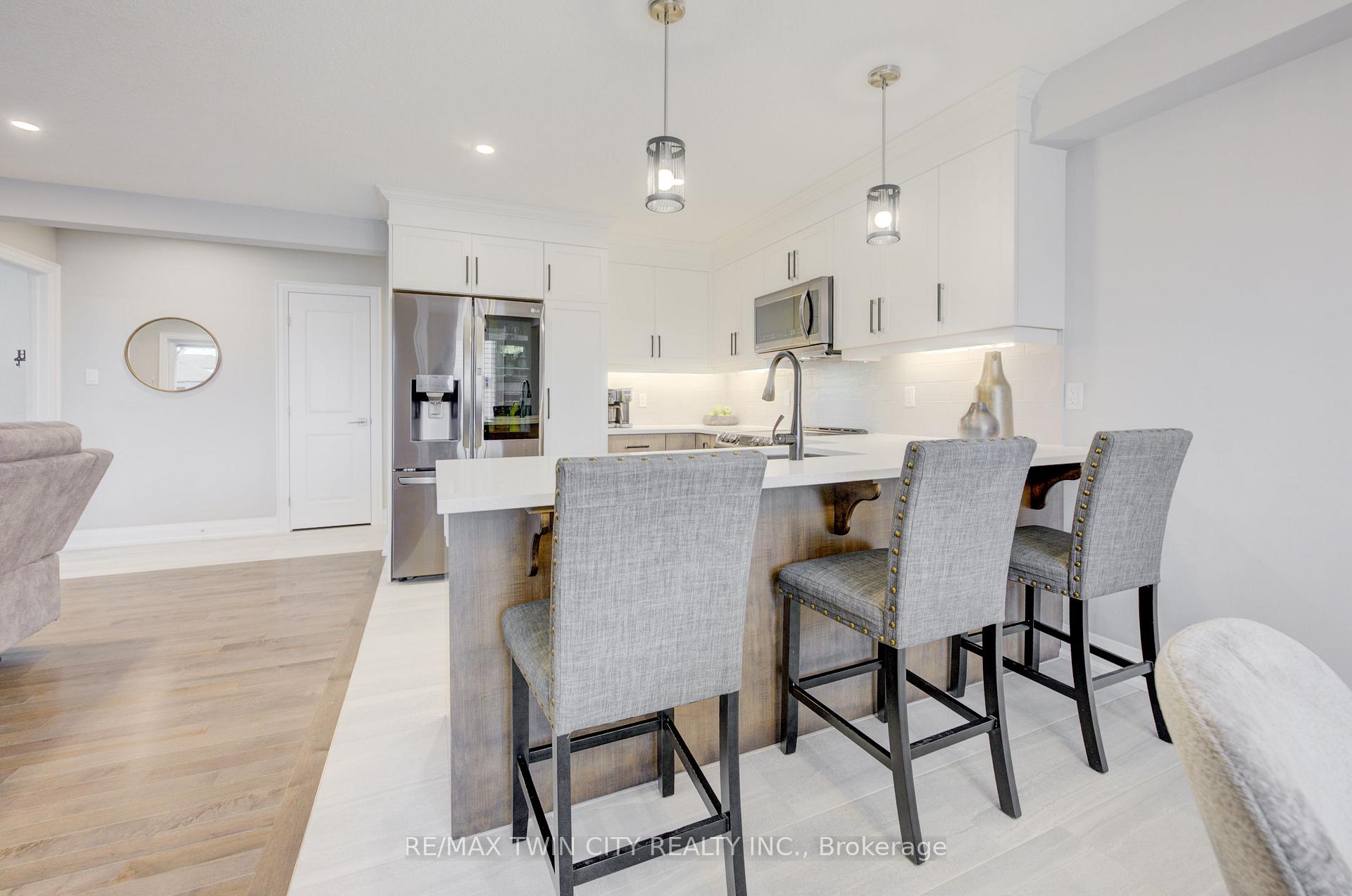Photo 11 of 131 Woodberry Crescent, Woolwich — HOMEH